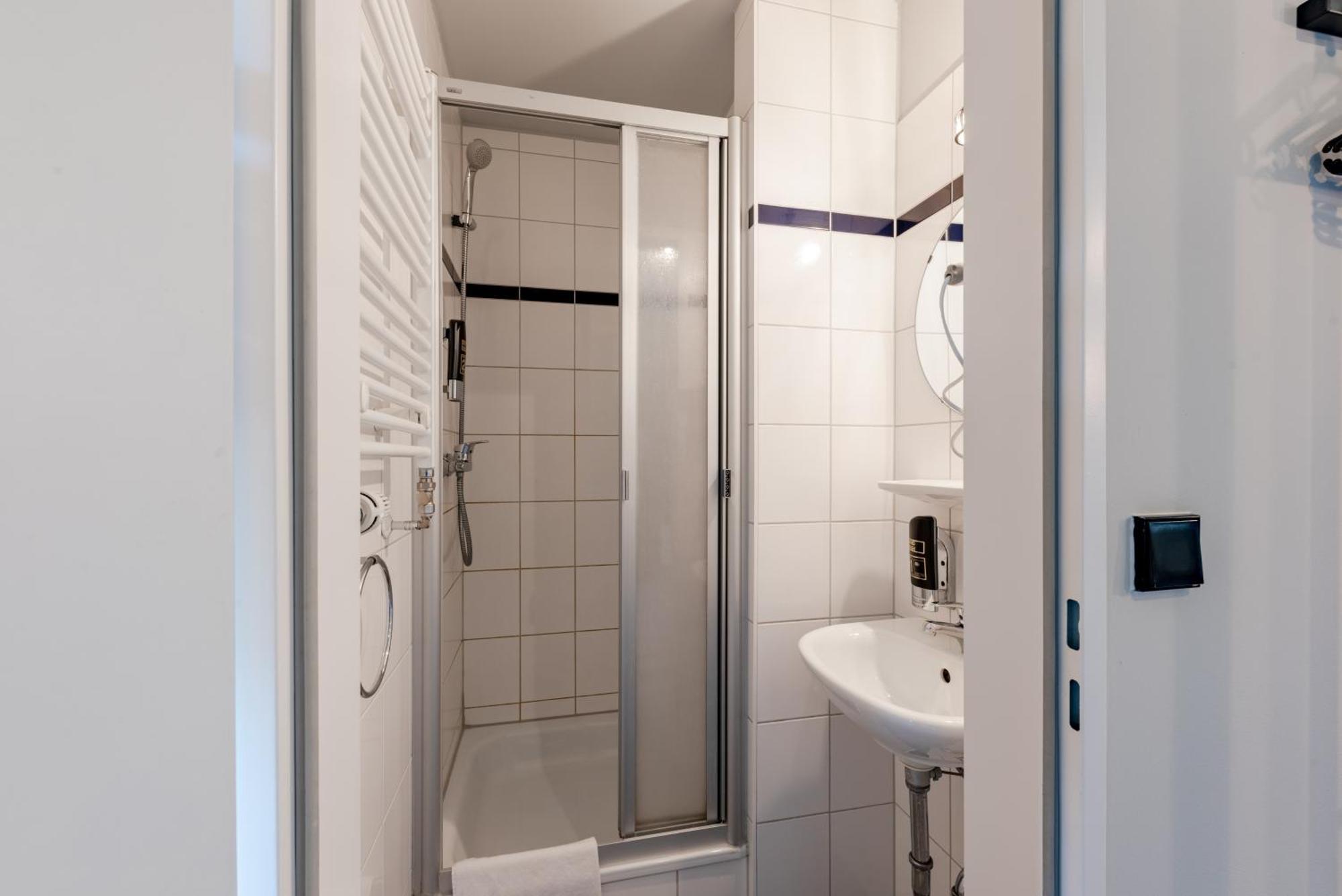 Quadruple Room,832478915:JPEG